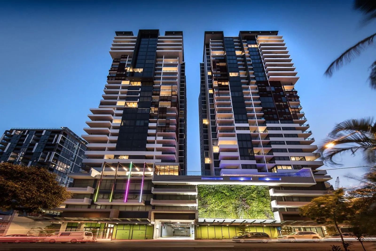 Best Southbank Location With King Bed, Gym And Pool Brisbane Australia