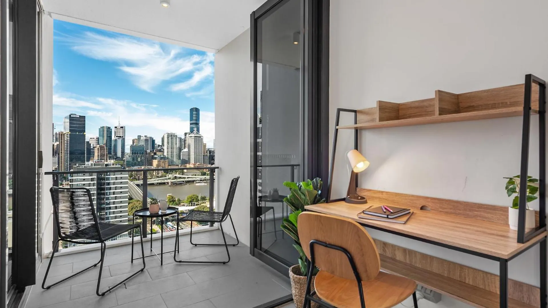 Best Southbank Location With King Bed, Gym And Pool Brisbane 0*,